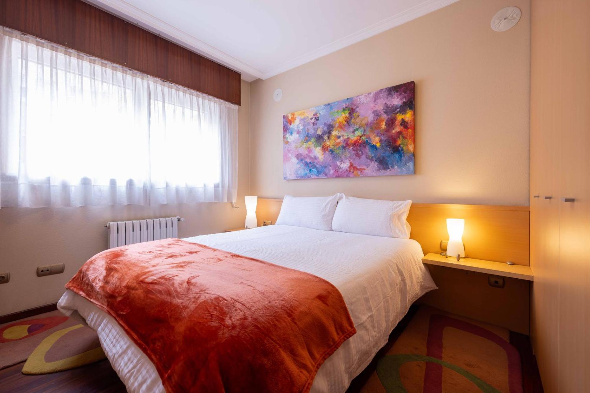 Apartamento Spiticasa ซานติอาโก เด กอมโปสเตลา ภายนอก รูปภาพ